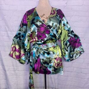Lane Bryant Floral satin  Feel wrap top w/ kimono sleeves